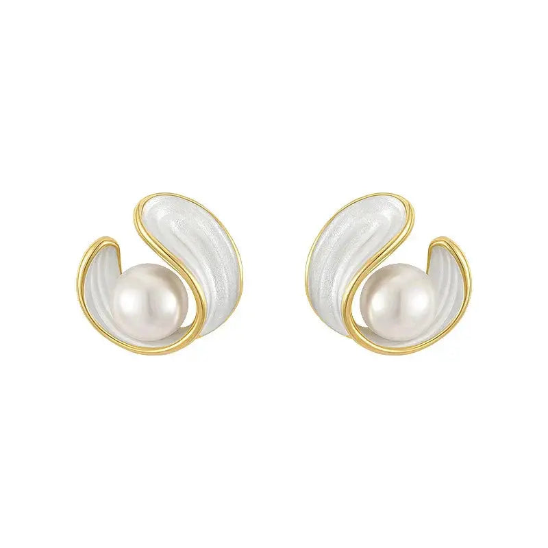 O&O - Luxury White Opal Earrings with Pearls Gold