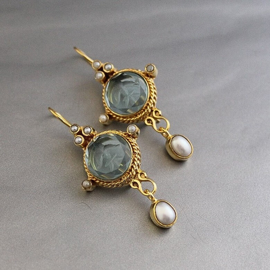 Vintage Elegant Green Pearl Earrings
