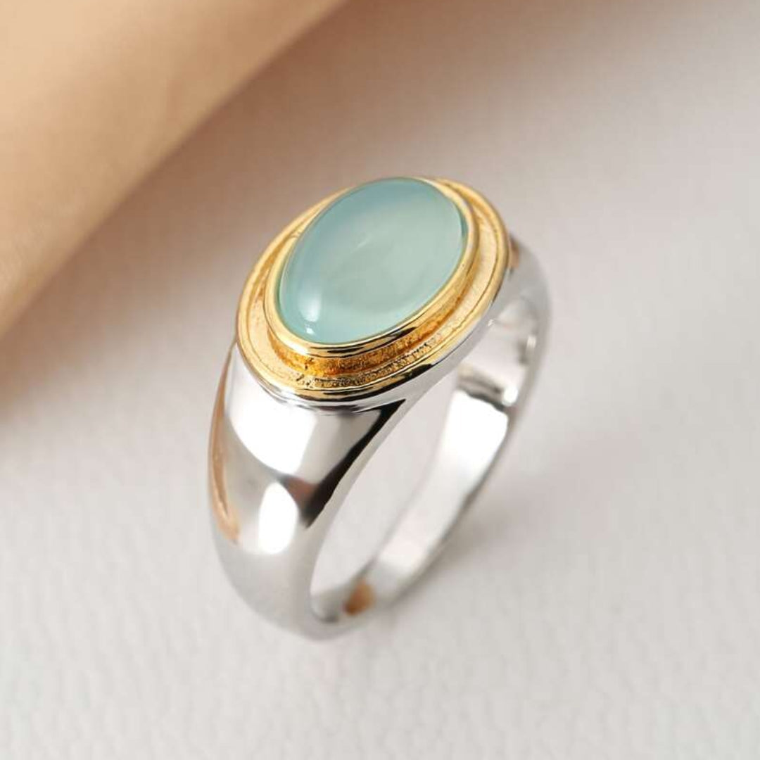Gabi - Vintage Green Stone Ring