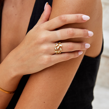 Serene - Gold Leaf Ring