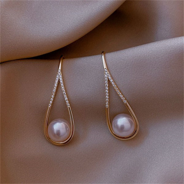 Elegant Pearl Drop Earrings