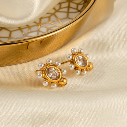 Elegant Earrings & Natural Pearls