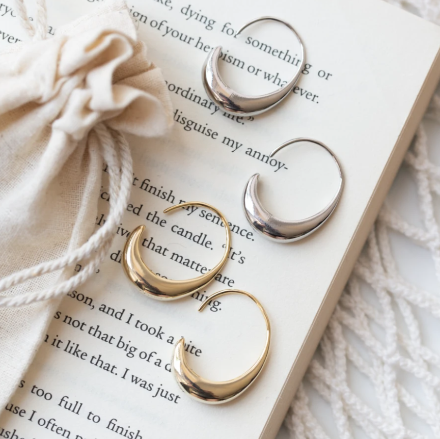 Stylish Gold Hoop Earrings