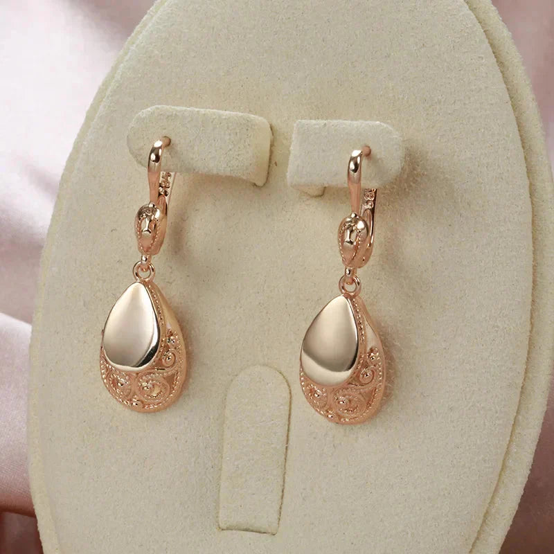 Merle Drop Gold Earrings