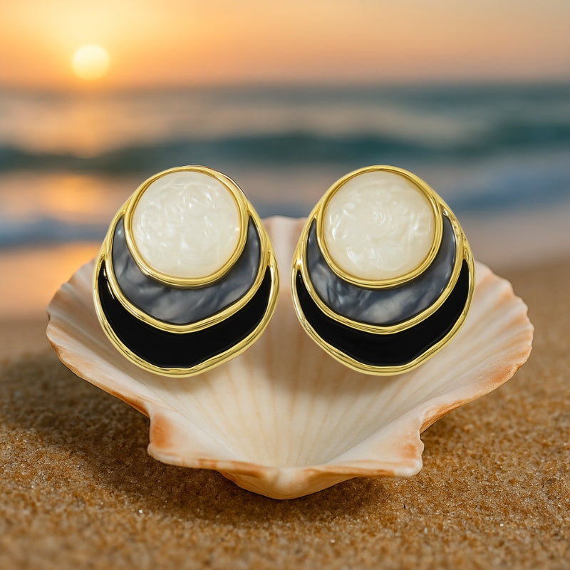 Queen -Tides of Elegance Eaaring