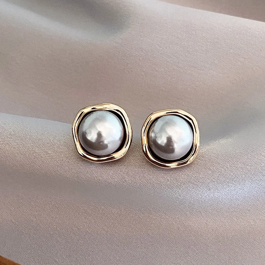 Elegant Timeless Pearl Earrings