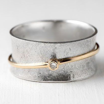 Radiance - Vintage Gold Zirkonia Ring